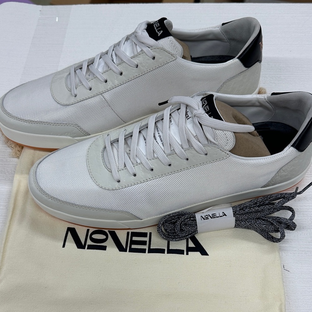 Novella White Men's 13/ Women’s 14.5 Unisex